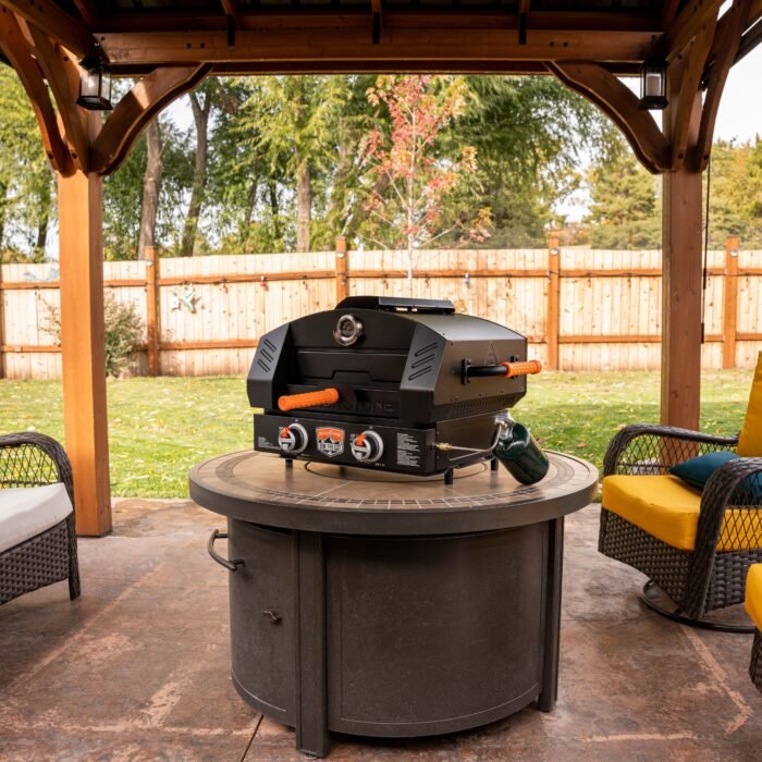 6963_OTGPizzaOven_InUse_01_1