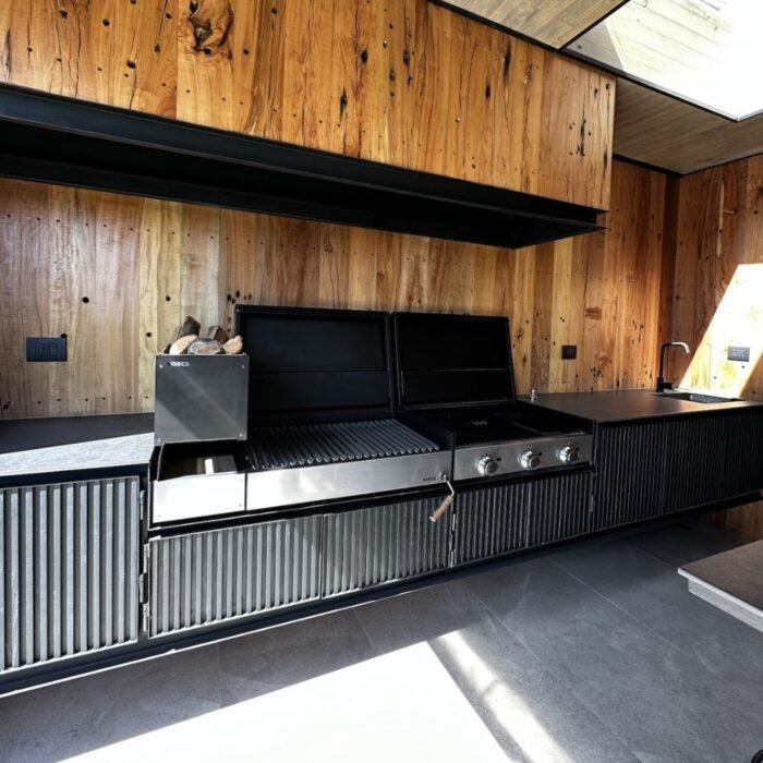 6UNITS_a2c5fd12-2a4b-484a-9280-d8f869adde00