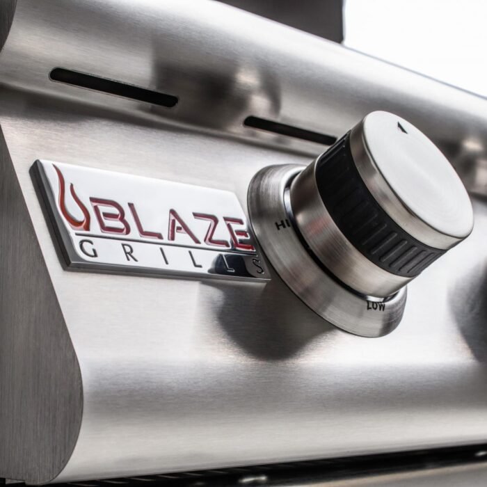 Blaze-LBM-25-Inch-Built-In-Gas-Grill-BLZ-3LBM-8_380d6f20-1de2-4d2e-bdcc-72ae3e0bacbe