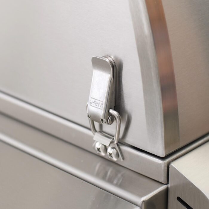 Blaze-LTE-32-Inch-Built-In-Gas-Grill-BLZ-4LTE2MG-13_e91e7958-1b60-423c-9806-2260ea79b363