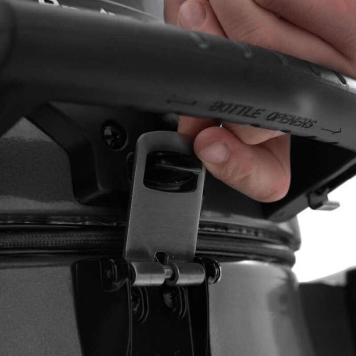 Broil-King-Keg-5000-Steel-Charcoal-Kamado-Grill-w-Grill-lid-Lock