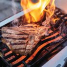 RSE625RSIBPSS-1-Web-Gallery-07-Rogue-RSE625RSIBPSS-Life-Detail-Food-Steak-Side-Burner-2_2f4fbe07-59ed-4262-9984-d043238a4342