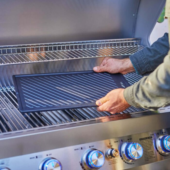cooking-plate-smoker-box-gas-grill-accessories-barbeque-propane-grill-eminence-denali-mesa-series