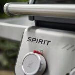 Weber Spirit E-425 4 Burner Gas BBQ - Image 4