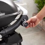 Weber Q2200N Gas BBQ with Compact Stand and Side Tables - Image 6