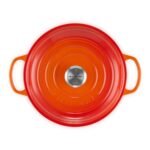 Le Creuset Signature Cast Iron Shallow Casserole 26cm Volcanic - Image 5